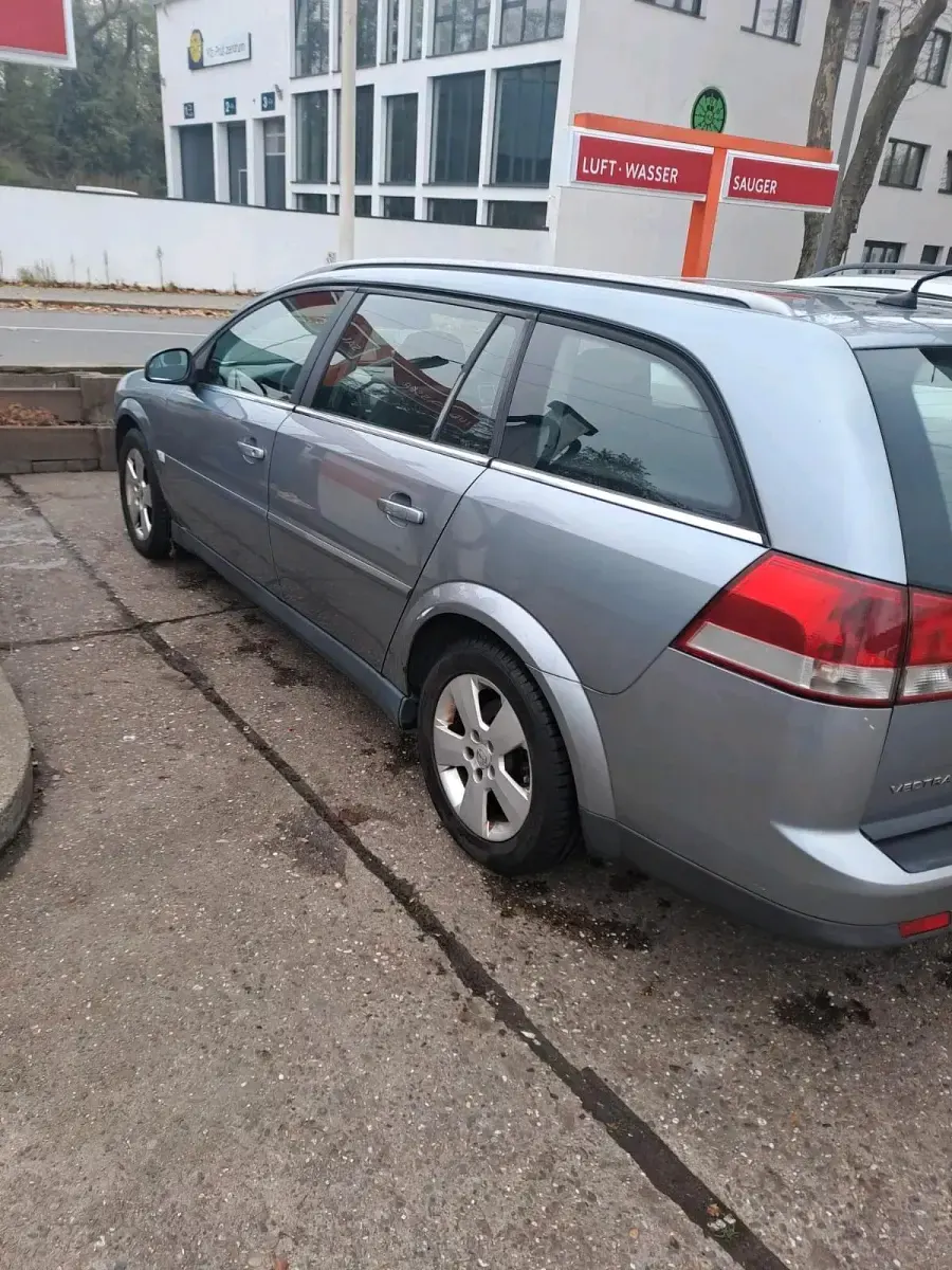 Second-hand Opel Vectra 125 CP (91 kW) 2004 Gri Break