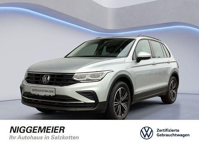 Silber Gebraucht 2024 VW Tiguan Life SUV | 30.550 € (Superpreis) - Bild 1/4