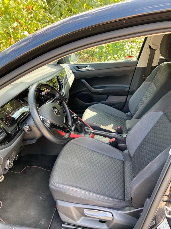 Gebraucht VW Polo Join 95 PS (69 kW) 2019 Schwarz Limousine