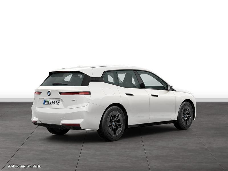 Gebraucht BMW iX 300 kW (408 PS) 2025 SUV