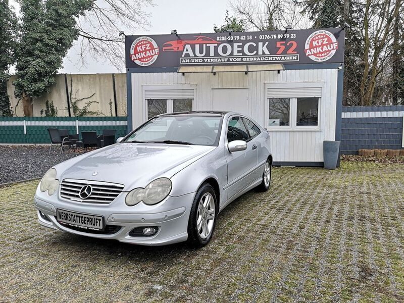 Silber Gebraucht 2005 Mercedes C160 Coupé | 3.950 € - Bild 1/4