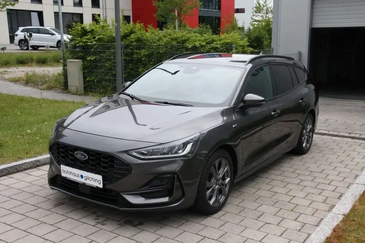 Gebraucht Ford Focus ST-Line X 120 PS (88 kW) 2022 Magnetic Kombi