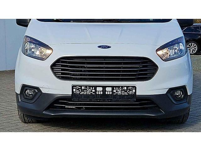 Gebraucht Ford Transit Trend 101 PS (74 kW) 2021 Weiss / frostweiss Van