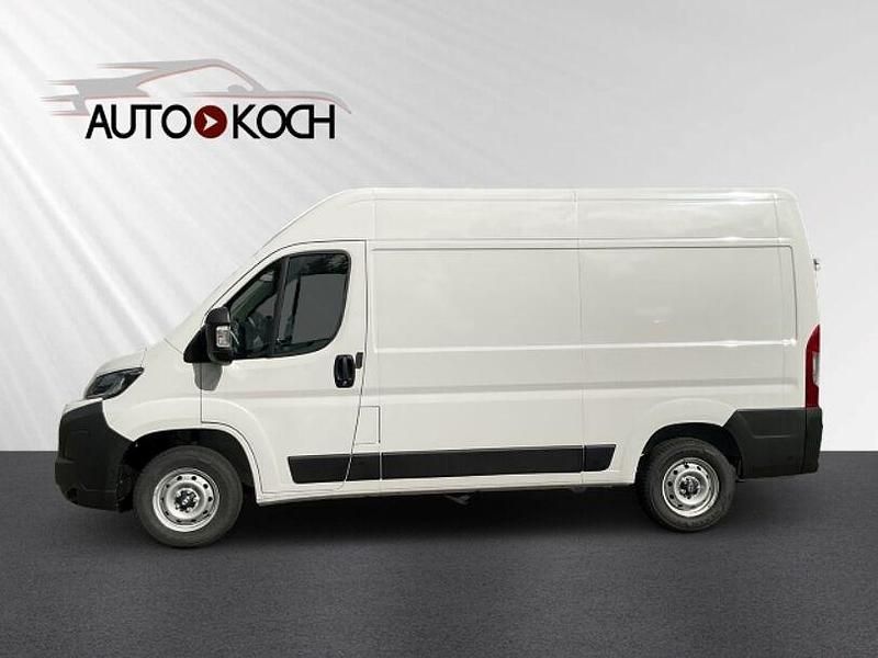 Neu Toyota Proace 140 PS (102 kW) 2025 Weiß Van / Kleinbus
