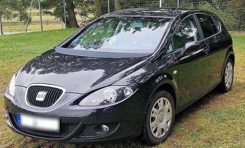 Schwarz Gebraucht 2007 Seat Leon Kleinwagen | 1.800 € (Guter Preis) - Bild 1/4