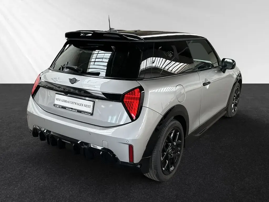 Gebraucht Mini Cooper 156 PS (114 kW) 2025 Silber Kleinwagen