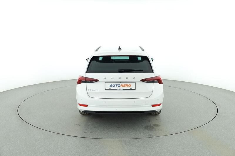 Gebraucht Skoda Octavia Style 150 PS (110 kW) 2021 Weiß Kombi
