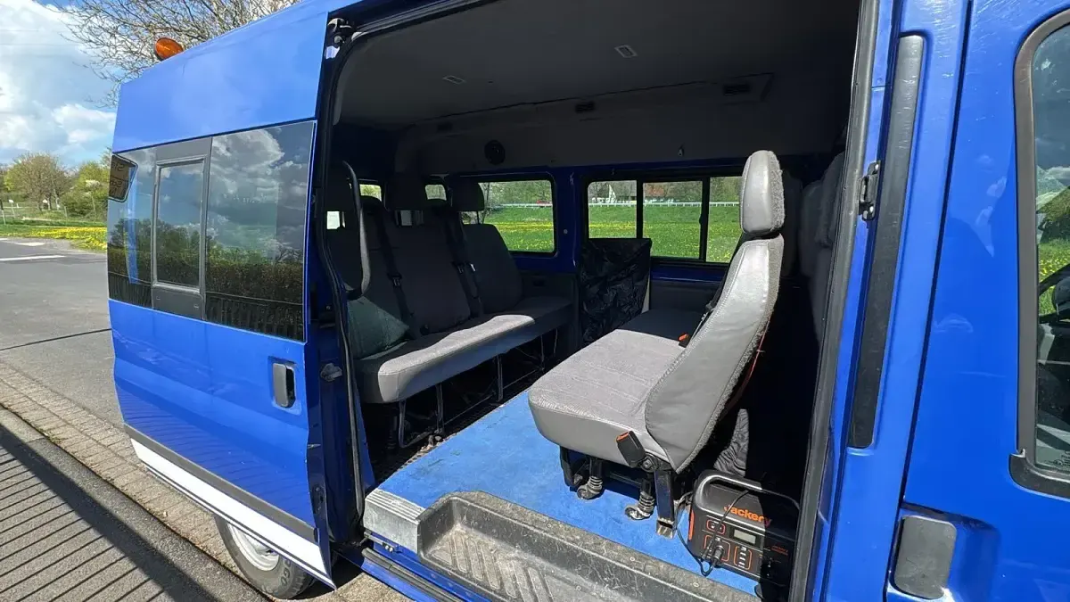 Gebraucht Ford Transit 125 PS (91 kW) 2002 Blau Van / Kleinbus