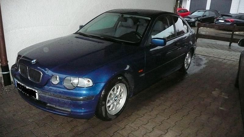 Gebraucht BMW 316 116 PS (85 kW) 2002 Blau Limousine