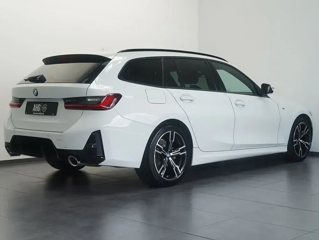 Gebraucht BMW 320 M Sport 190 PS (139 kW) 2022 Weiß Kombi
