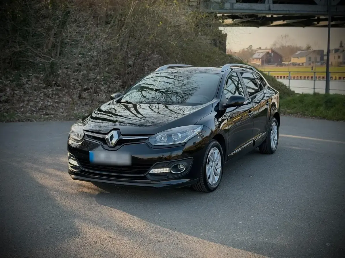 Gebraucht Renault Mégane III 110 PS (80 kW) 2015 Schwarz Kombi