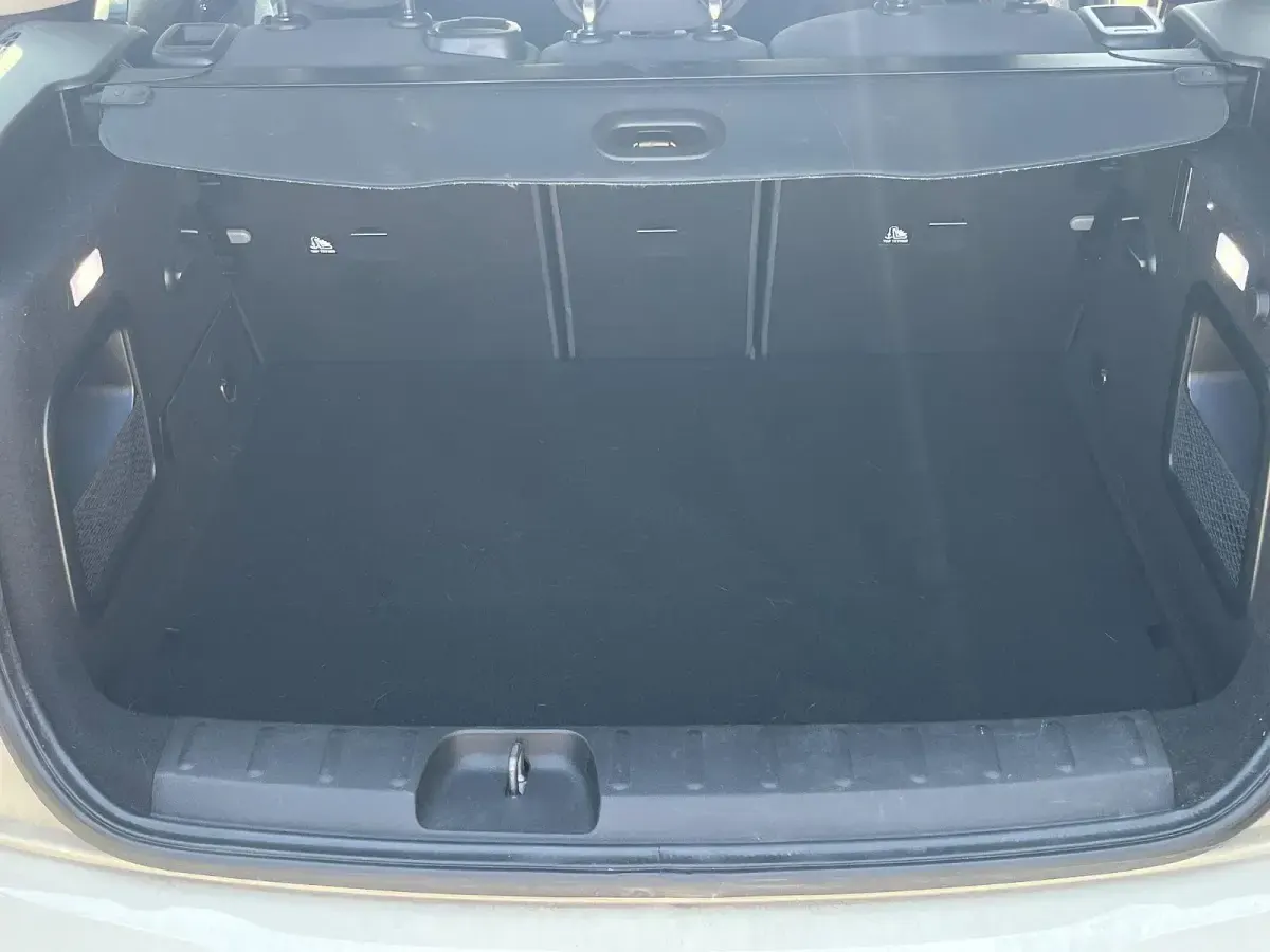 Usado Mini Cooper D 150 CV (110 kW) 2016 Blanco Utilitario