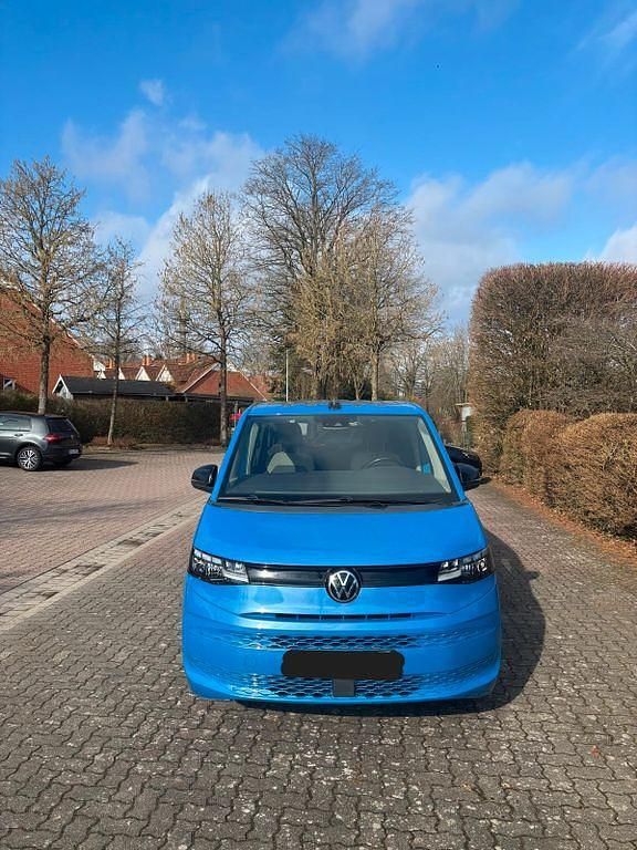 Gebraucht VW Multivan 136 PS (100 kW) 2021 Blau Van