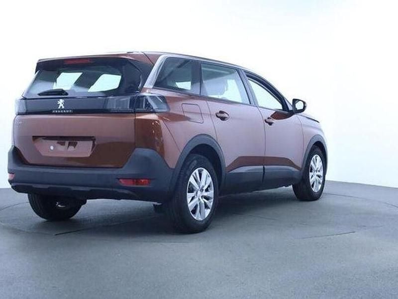 Gebraucht Peugeot 5008 Active 131 PS (96 kW) 2021 Lackierung cuprite/metallic kl SUV