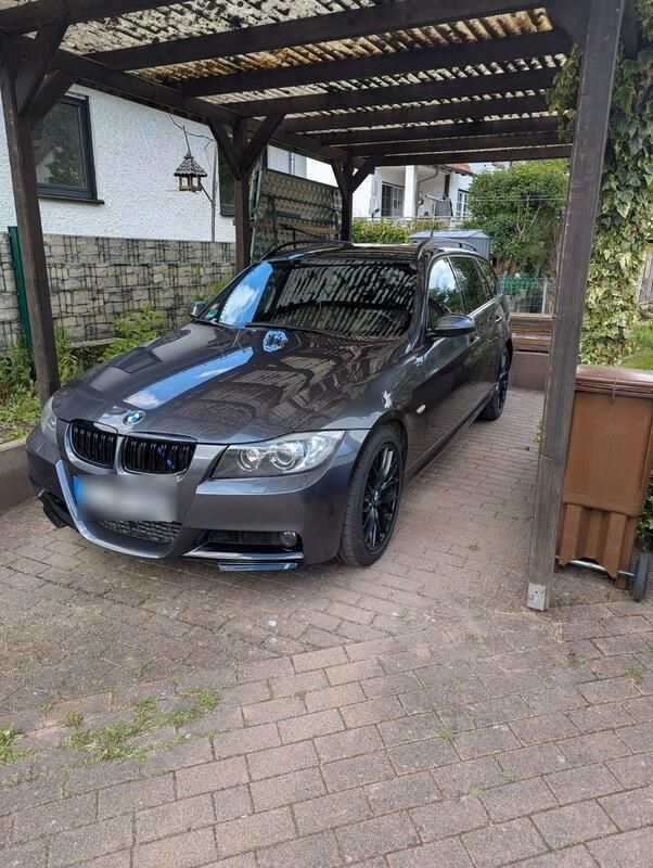 Grau Gebraucht 2007 BMW 335 Performance Kombi | 12.500 € (Fairer Preis) - Bild 1/4