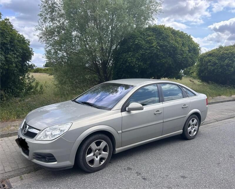Andere außenfarben Gebraucht 2006 Opel Vectra Limousine | 2.500 € - Bild 1/4