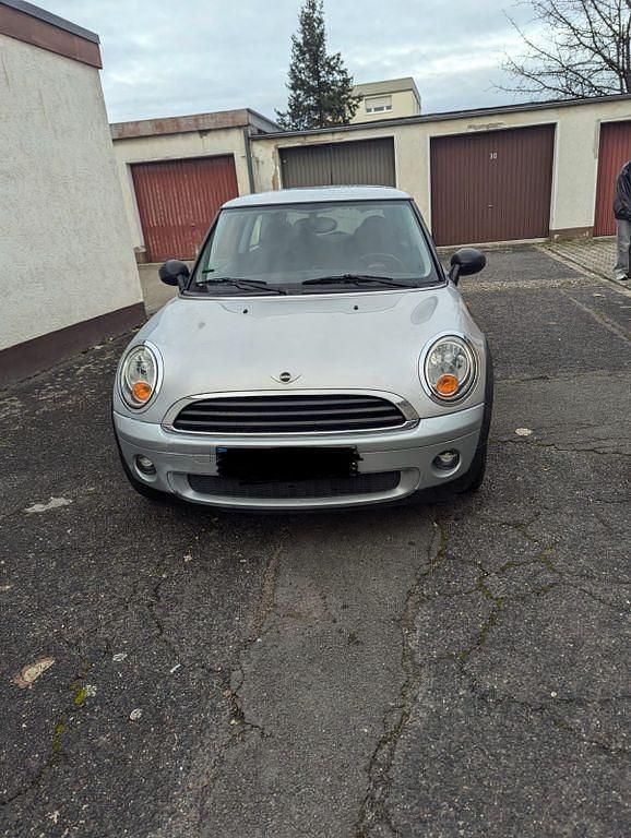 Silber Gebraucht 2008 Mini ONE Kleinwagen | 2.200 € (Guter Preis) - Bild 1/4