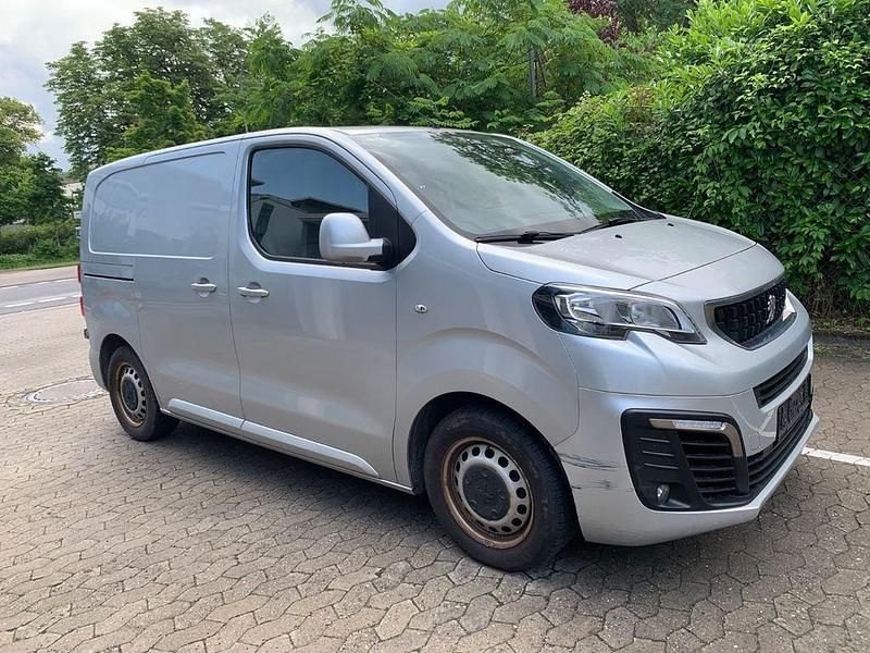 Gebraucht Peugeot Expert 95 PS (69 kW) 2017 Grau Van