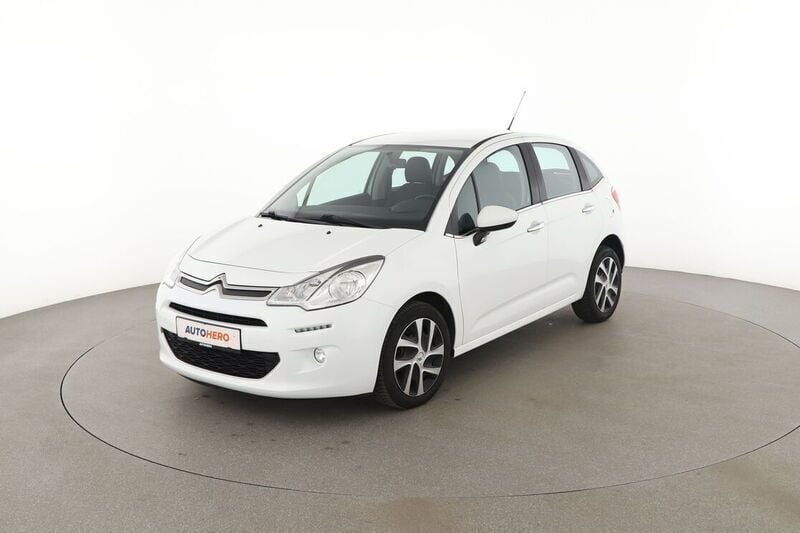Weiß Gebraucht 2016 Citroën C3 SELECTION Kleinwagen | 7.320 € - Bild 1/4