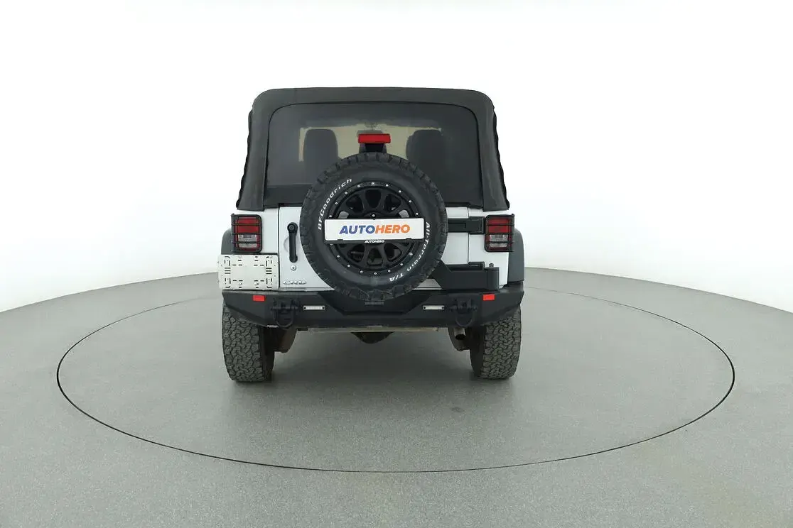 Gebraucht Jeep Wrangler Unlimited Rubicon 200 PS (147 kW) 2017 Weiß SUV