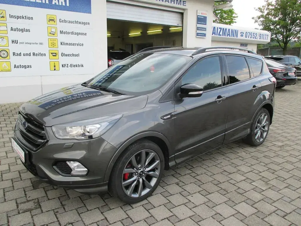 Gebraucht Ford Kuga ST-Line 230 PS (169 kW) 2019 Grau SUV