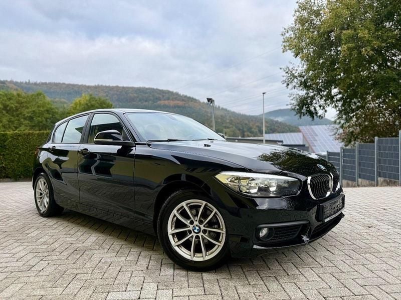 Schwarz Gebraucht 2017 BMW 118 Advantage Kleinwagen | 6.500 € (Superpreis) - Bild 1/4