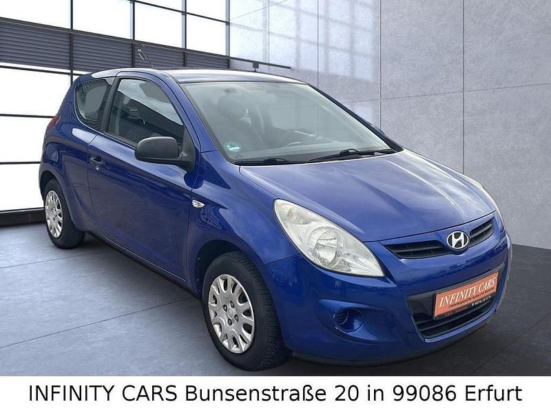 Gebraucht Hyundai i20 Classic 77 PS (56 kW) 2009 Blau Kleinwagen