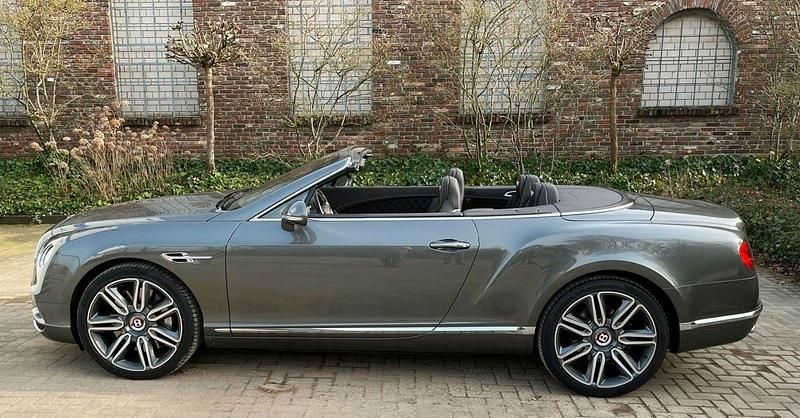 Gebraucht Bentley Continental GT Convertible Mulliner 507 PS (372 kW) 2016 Granite grey Cabrio