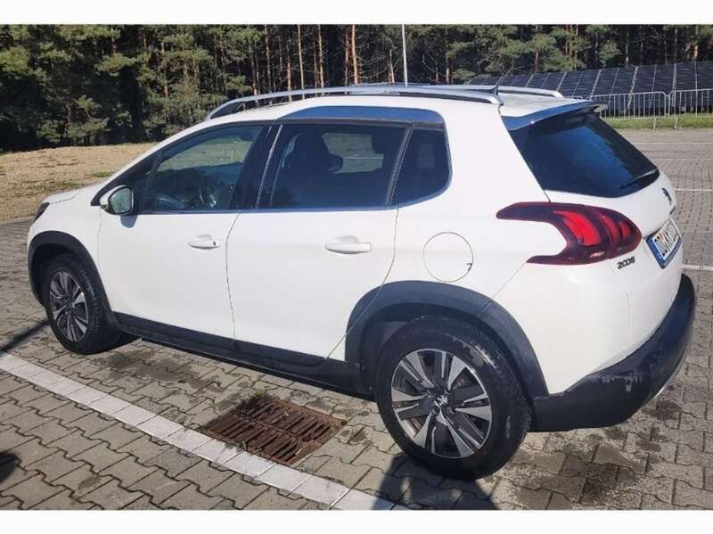 Weiß Gebraucht 2018 Peugeot 2008 Allure SUV | 9.500 € (Fairer Preis) - Bild 1/4