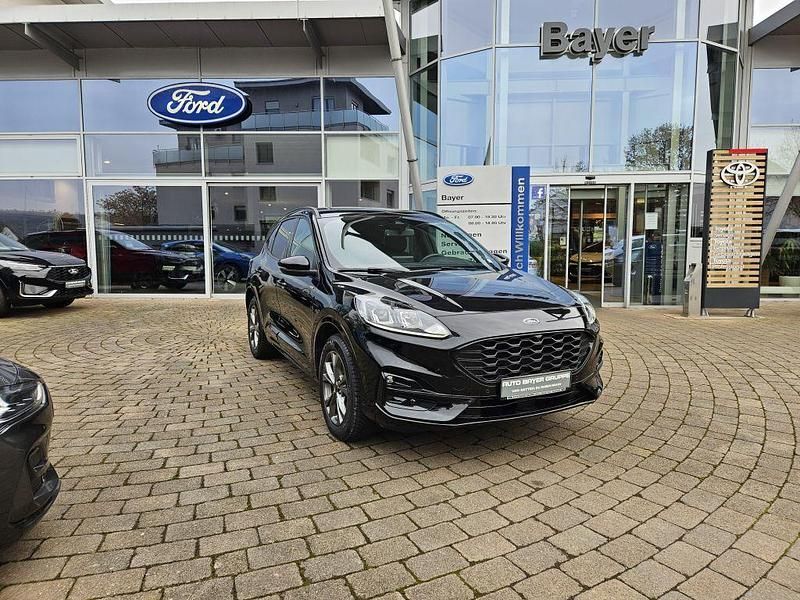 Obsidianschwarz metallic Gebraucht 2021 Ford Kuga ST-Line SUV | 25.790 € (Fairer Preis) - Bild 1/4
