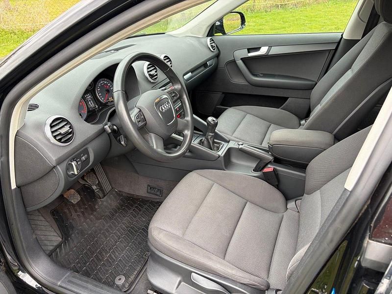 Gebraucht Audi A3 Attraction 170 PS (125 kW) 2012 Schwarz Kleinwagen