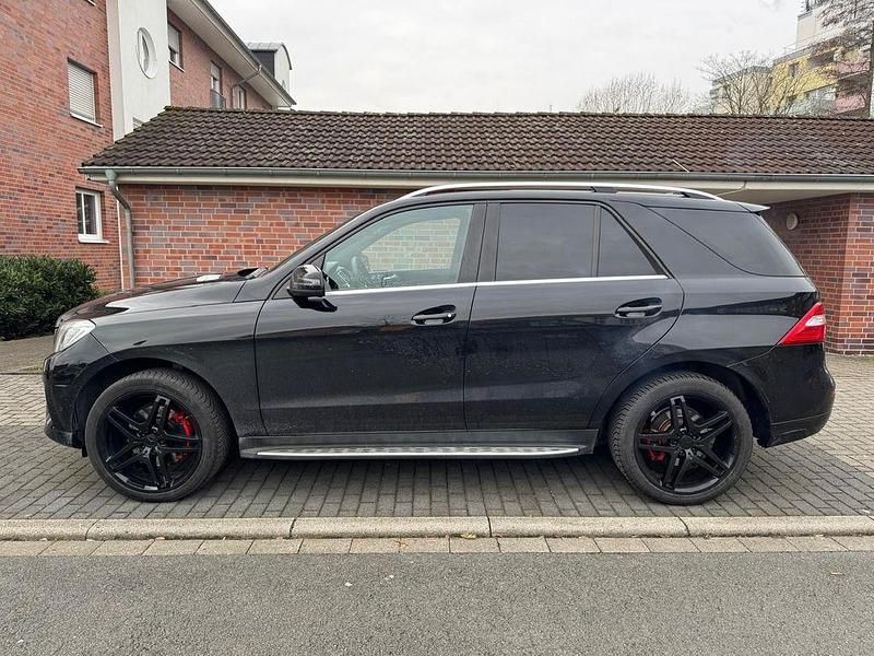 Gebraucht Mercedes ML350 AMG 258 PS (189 kW) 2014 Schwarz SUV