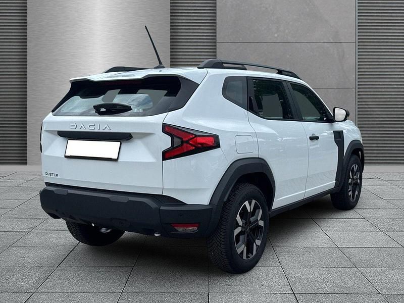 Gebraucht Dacia Duster Essentiel 101 PS (74 kW) 2025 Arktisweiß SUV