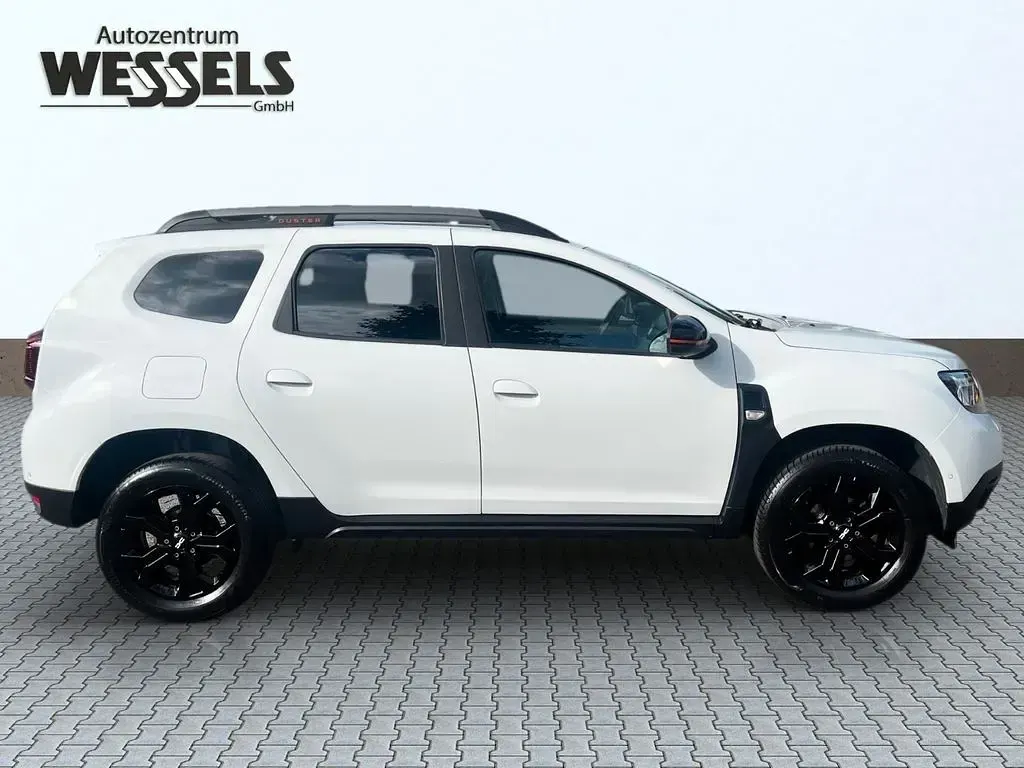 Gebraucht Dacia Duster Extreme 101 PS (74 kW) 2023 Violett SUV