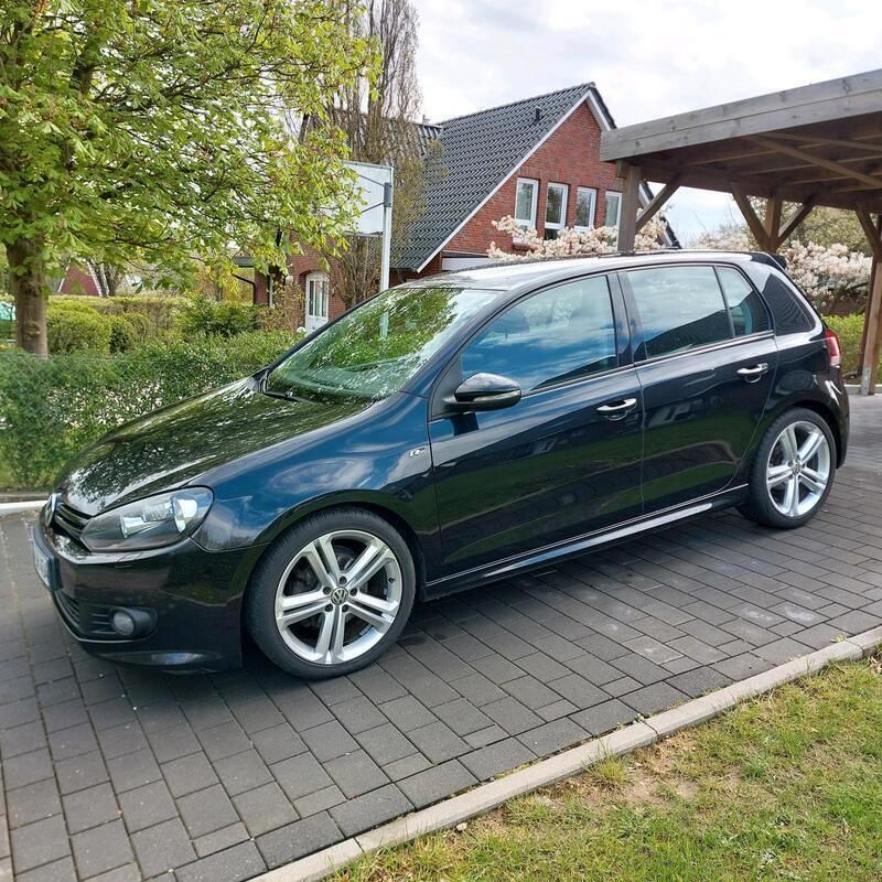 Schwarz Gebraucht 2010 VW Golf VI R-line Kleinwagen | 5.300 € (Fairer Preis) - Bild 1/4