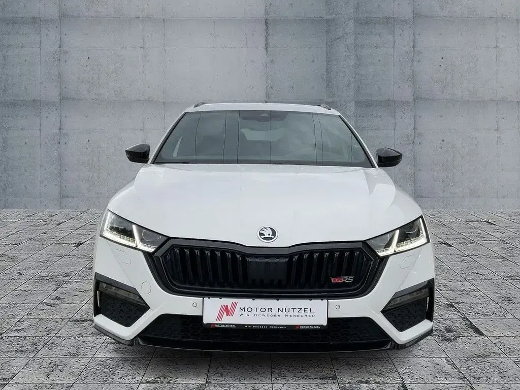 Gebraucht Skoda Octavia RS 200 PS (147 kW) 2022 Candyweiss Kombi