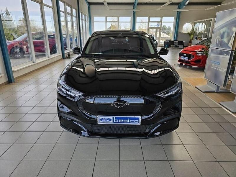 Gebraucht Ford Mustang Mach-E 197 kW (269 PS) 2023 Absolut black metallic SUV