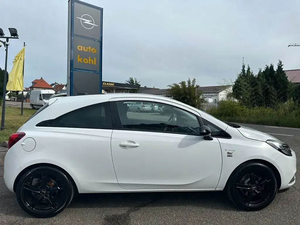Gebraucht Opel Corsa 101 PS (74 kW) 2019 Weiß Kleinwagen