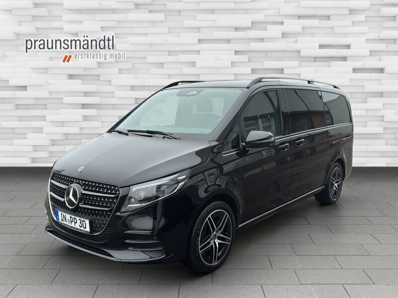 Schwarz Gebraucht 2025 Mercedes V300 Exclusive Van / Kleinbus | 92.704 € (Fairer Preis) - Bild 1/4