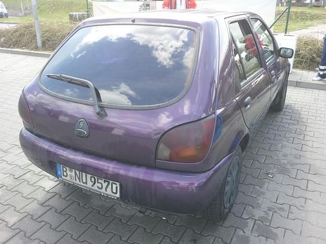 Gebraucht Ford Fiesta Style 60 PS (44 kW) 1999 Violett metallic Kleinwagen