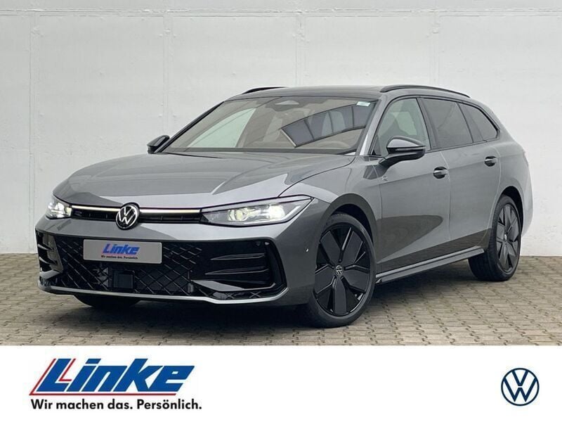 Gebraucht VW Passat R-line 193 PS (141 kW) 2024 Diabasgrau metallic Kombi