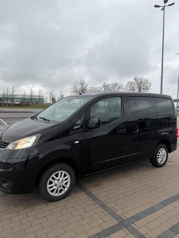 Gebraucht Nissan NV200 90 PS (66 kW) 2012 Schwarz Van / Kleinbus