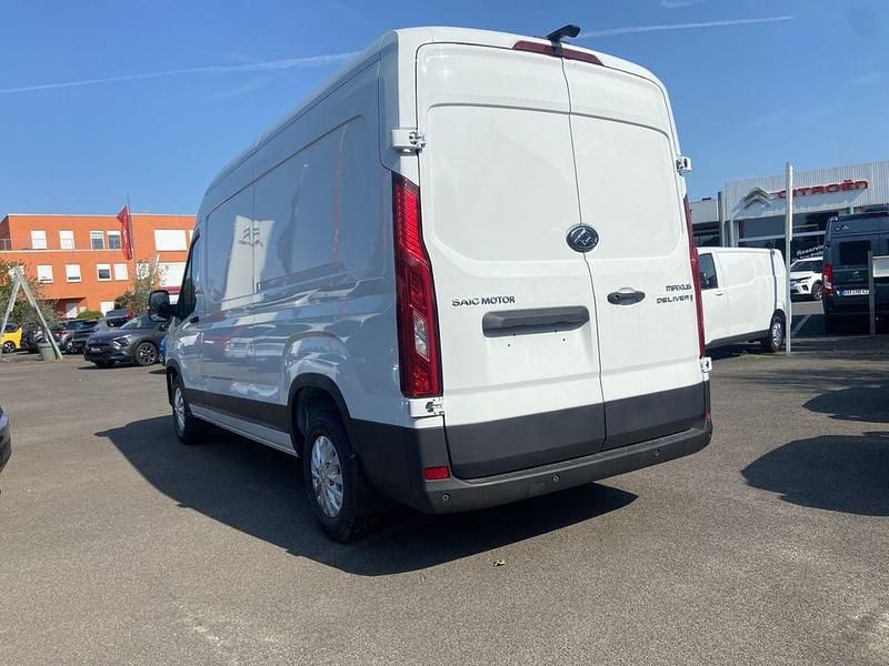 Neu Maxus V90 147 PS (108 kW) 2025 Weiß Van
