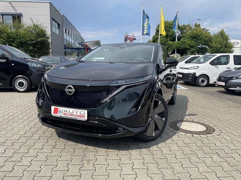 Grün Gebraucht 2024 Nissan Ariya Evolve SUV | 41.980 € (Teuer) - Bild 1/4