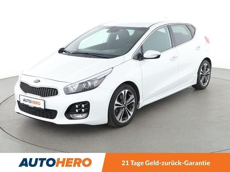 Weiß Gebraucht 2017 Kia Ceed GT GT-Line Limousine | 12.750 € (Fairer Preis) - Bild 1/3