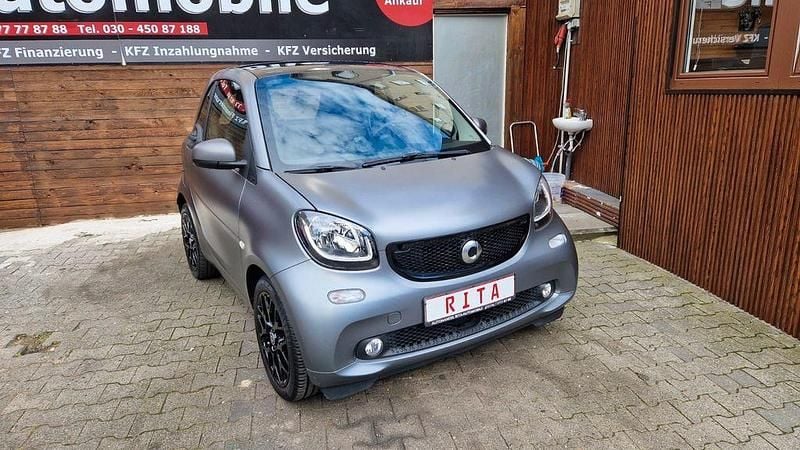 Grau Gebraucht 2017 Smart ForTwo Electric Drive Coupé | 8.980 € (Teuer) - Bild 1/4