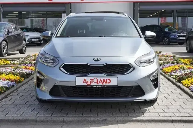 Gebraucht Kia Ceed 140 PS (102 kW) 2020 Andere Kleinwagen