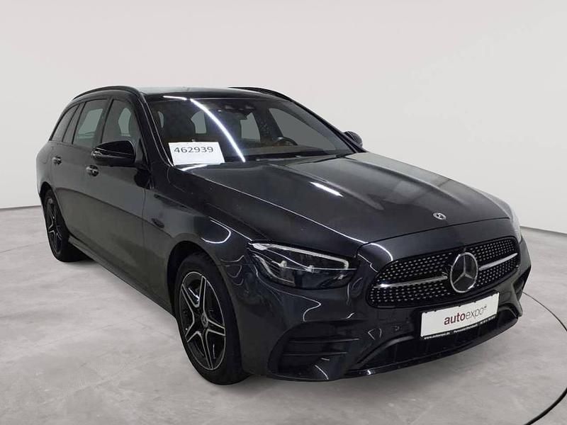 Graphitgrau metallic Gebraucht 2022 Mercedes E300 AMG line Kombi | 39.990 € (Teuer) - Bild 1/4