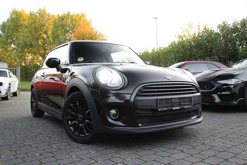 Midnight black Gebraucht 2020 Mini ONE Kleinwagen | 13.990 € (Guter Preis) - Bild 1/4