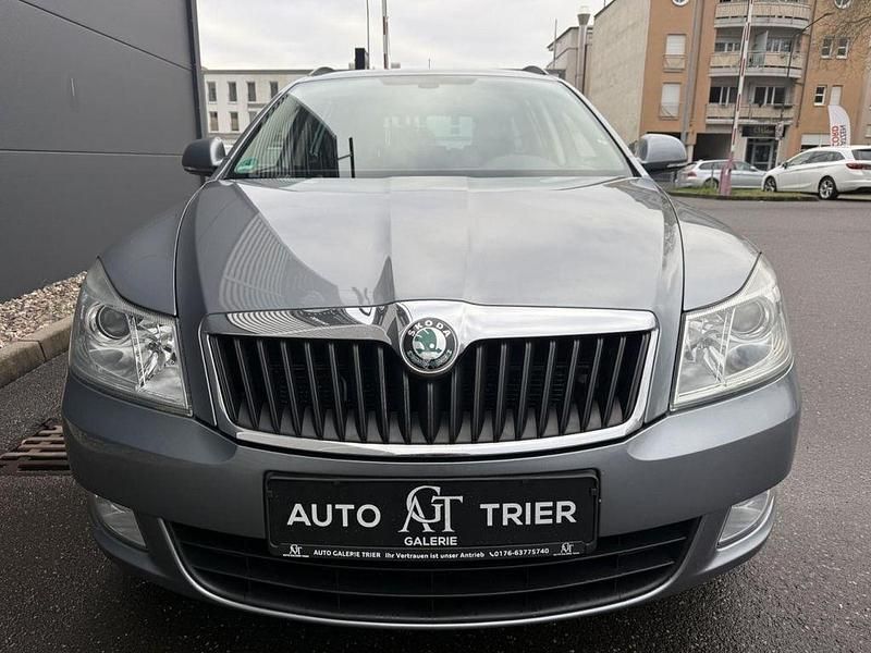 Gebraucht Skoda Octavia 110 PS (80 kW) 2012 Grau Kombi